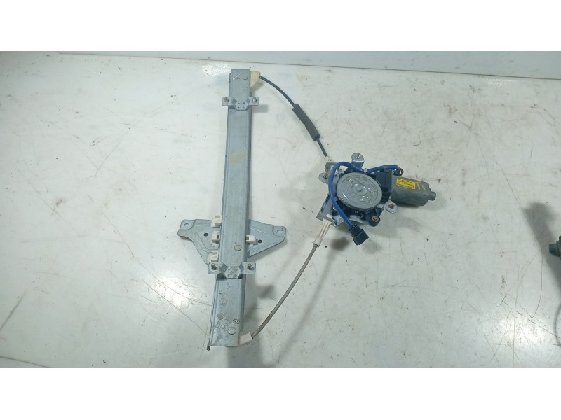 Recambio de elevalunas trasero izquierdo para chevrolet lacetti (j200) 1.6 referencia OEM IAM   