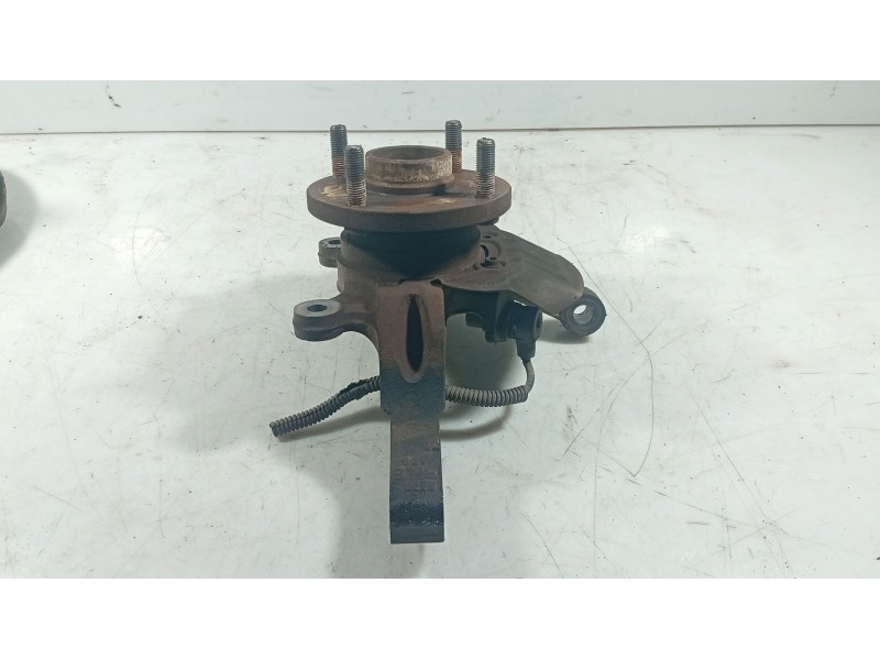 Recambio de mangueta delantera derecha para chevrolet lacetti (j200) 1.6 referencia OEM IAM   