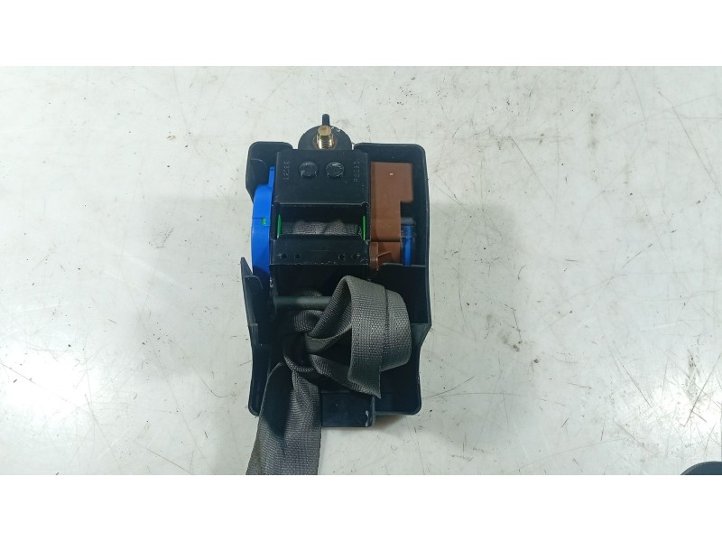 Recambio de cinturon seguridad trasero central para chevrolet lacetti (j200) 1.6 referencia OEM IAM   