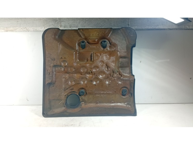 Recambio de tapa motor para chevrolet lacetti (j200) 1.6 referencia OEM IAM   