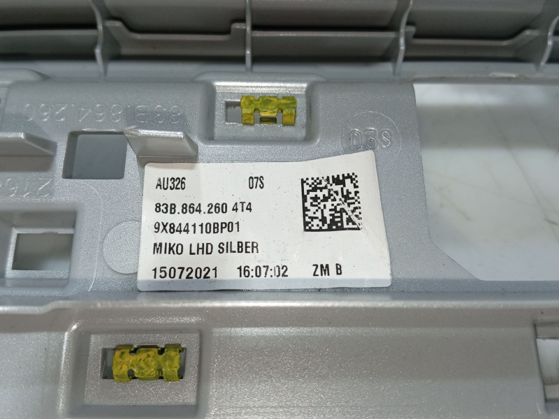 Recambio de moldura para audi q3 sportback (f3n) 35 tdi referencia OEM IAM 83B8642604T4 83B713463A 