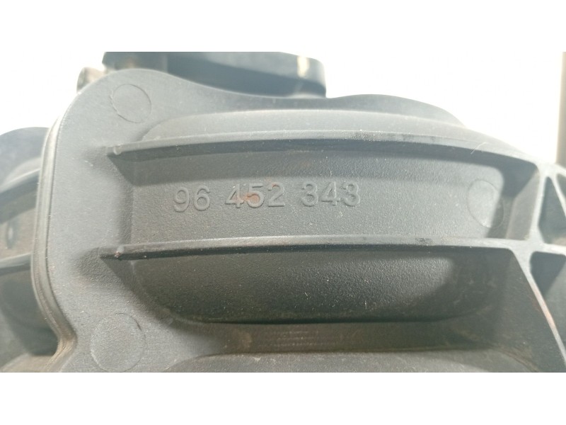 Recambio de colector admision para chevrolet lacetti (j200) 1.6 referencia OEM IAM   