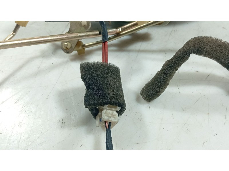 Recambio de cerradura maletero / porton para chevrolet lacetti (j200) 1.6 referencia OEM IAM   