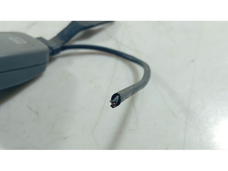 Recambio de anclaje cinturon delantero izquierdo para chevrolet lacetti (j200) 1.6 referencia OEM IAM   