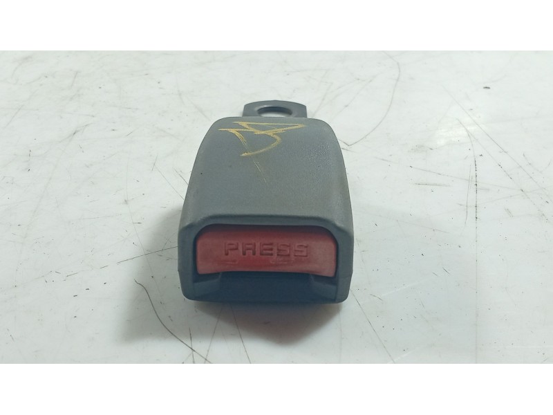 Recambio de anclaje cinturon delantero derecho para chevrolet lacetti (j200) 1.6 referencia OEM IAM   