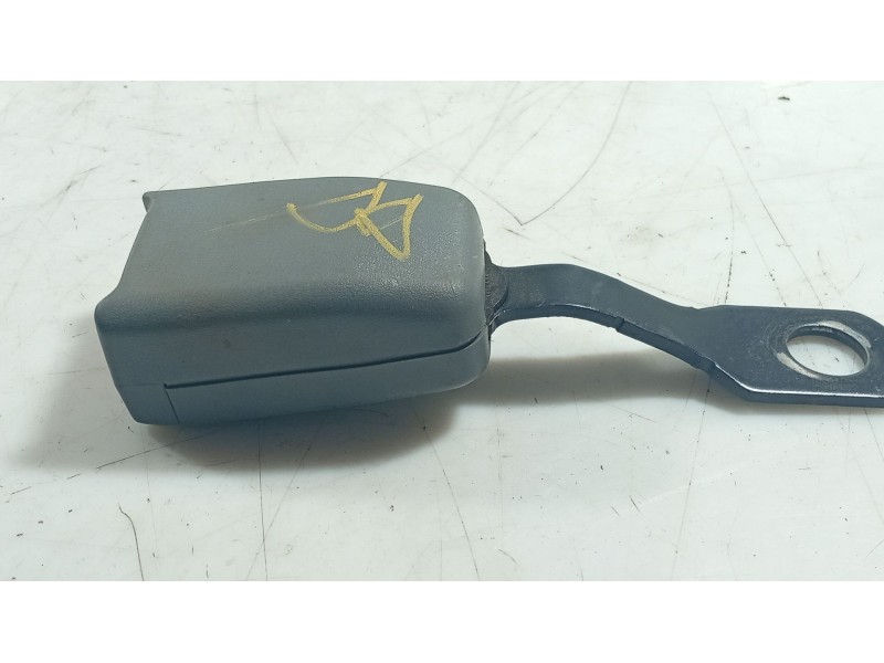 Recambio de anclaje cinturon delantero derecho para chevrolet lacetti (j200) 1.6 referencia OEM IAM   