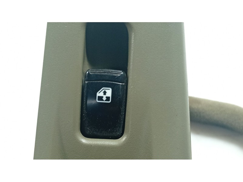 Recambio de mando elevalunas trasero izquierdo para chevrolet lacetti (j200) 1.6 referencia OEM IAM   