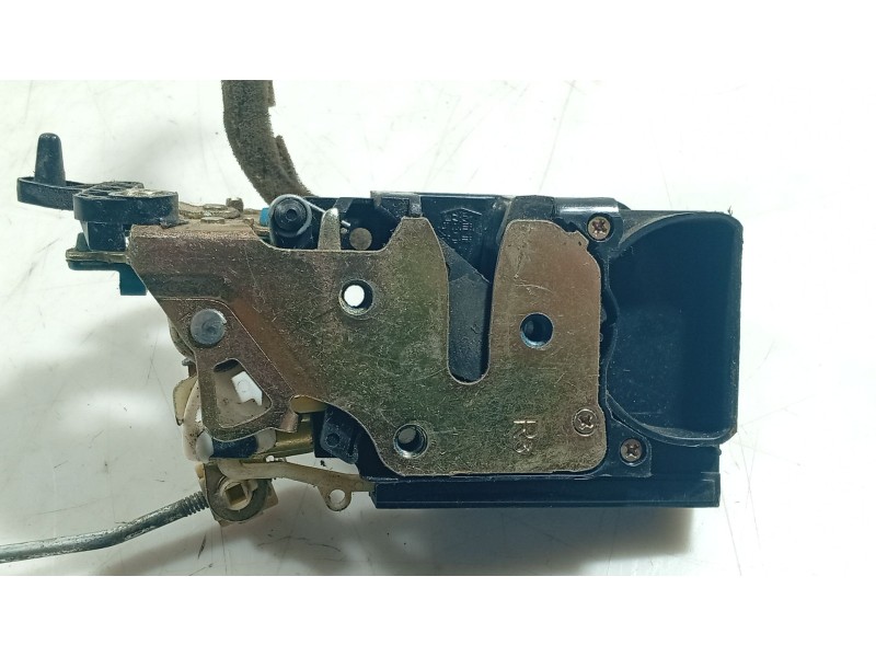 Recambio de cerradura puerta trasera izquierda para chevrolet lacetti (j200) 1.6 referencia OEM IAM   