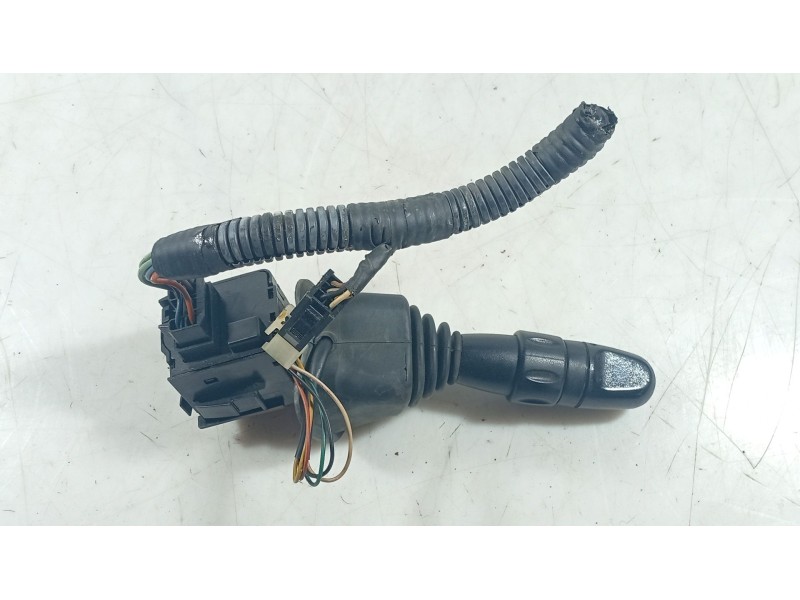 Recambio de mando luces para chevrolet lacetti (j200) 1.6 referencia OEM IAM   