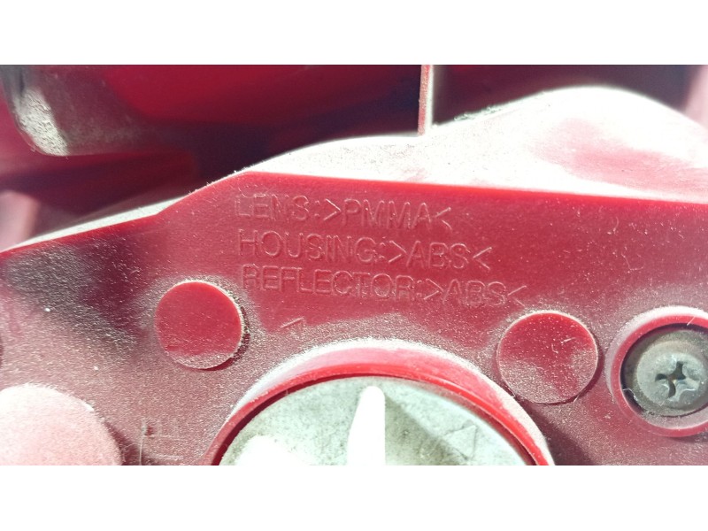 Recambio de piloto trasero derecho para chevrolet lacetti (j200) 1.6 referencia OEM IAM   