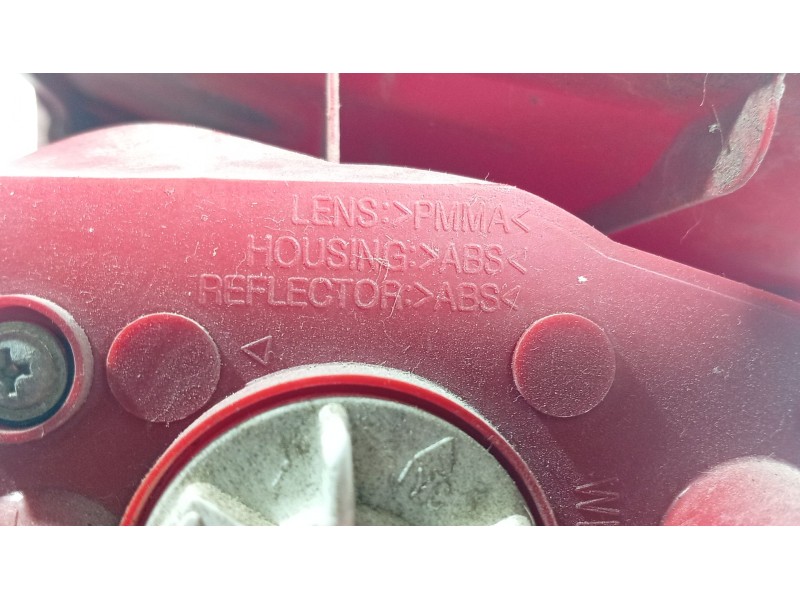 Recambio de piloto trasero izquierdo para chevrolet lacetti (j200) 1.6 referencia OEM IAM   