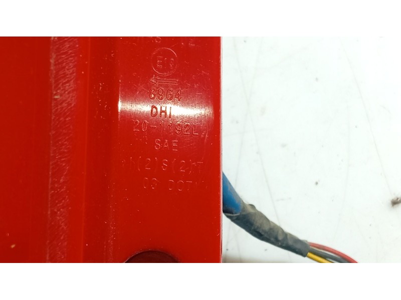 Recambio de piloto trasero izquierdo para chevrolet lacetti (j200) 1.6 referencia OEM IAM   