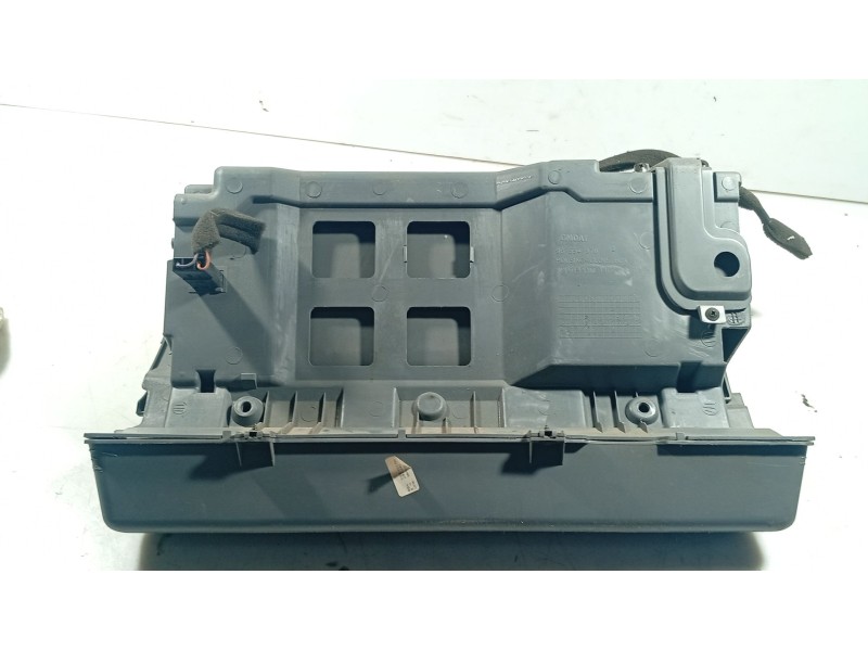 Recambio de guantera para chevrolet lacetti (j200) 1.6 referencia OEM IAM   