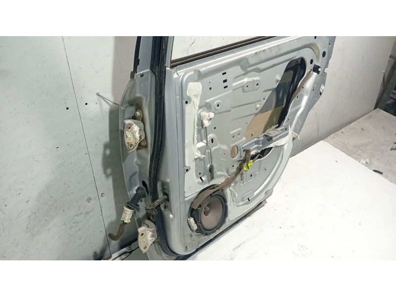 Recambio de puerta trasera derecha para chevrolet lacetti (j200) 1.6 referencia OEM IAM   