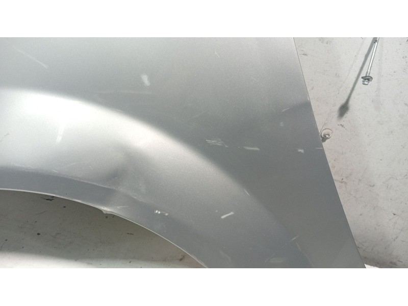 Recambio de aleta delantera izquierda para chevrolet lacetti (j200) 1.6 referencia OEM IAM   