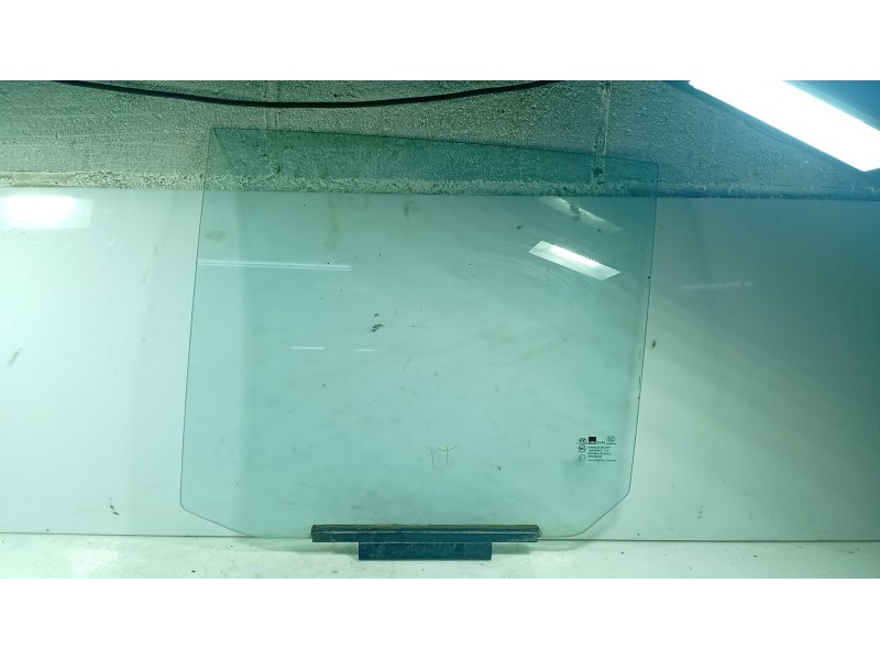 Recambio de luna trasera izquierda para hyundai getz (tb) 1.1 referencia OEM IAM 834101C000  
