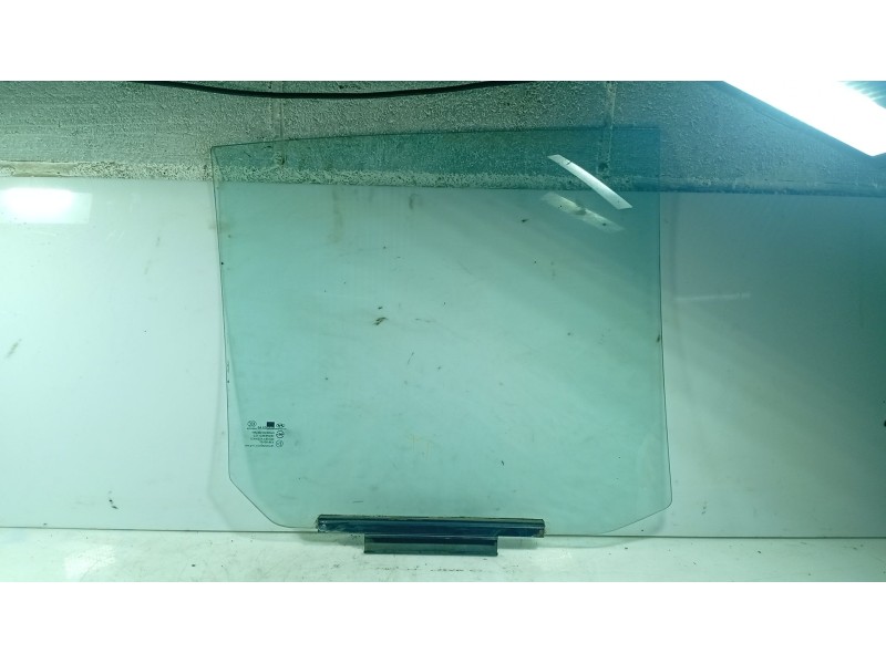 Recambio de luna trasera izquierda para hyundai getz (tb) 1.1 referencia OEM IAM 834101C000  