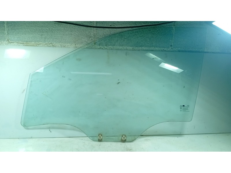 Recambio de luna delantera izquierda para hyundai getz (tb) 1.1 referencia OEM IAM 824101C000  