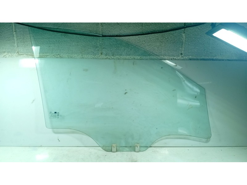 Recambio de luna delantera izquierda para hyundai getz (tb) 1.1 referencia OEM IAM 824101C000  