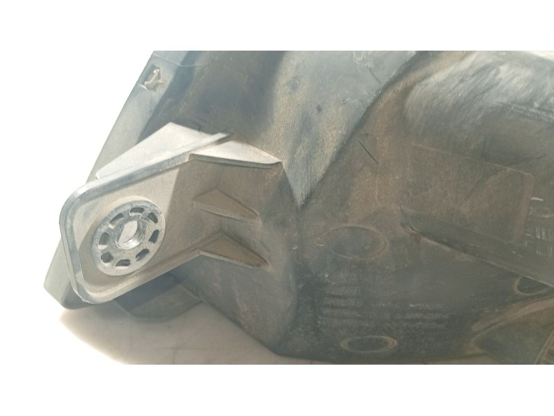 Recambio de faro derecho para hyundai getz (tb) 1.1 referencia OEM IAM 921021C030  