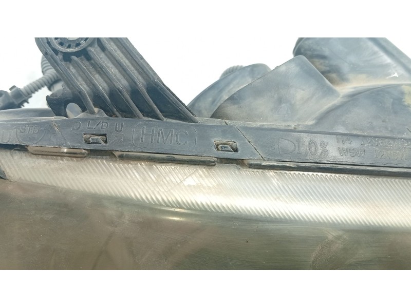 Recambio de faro derecho para hyundai getz (tb) 1.1 referencia OEM IAM 921021C030  