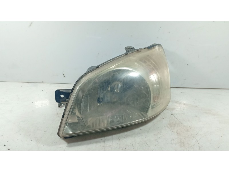 Recambio de faro izquierdo para hyundai getz (tb) 1.1 referencia OEM IAM 921011C030  