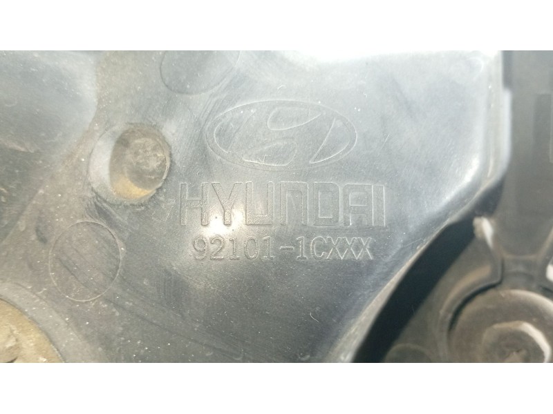 Recambio de faro izquierdo para hyundai getz (tb) 1.1 referencia OEM IAM 921011C030  