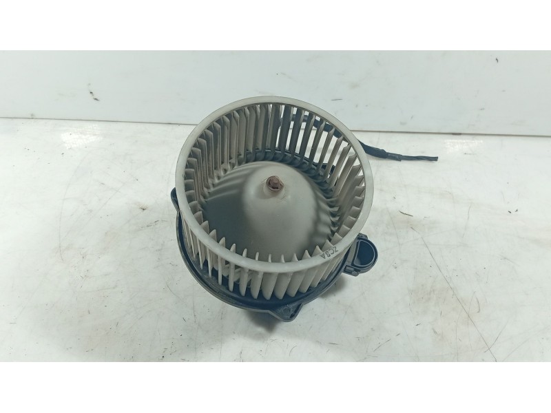 Recambio de ventilador calefaccion para hyundai getz (tb) 1.1 referencia OEM IAM 971121C000  