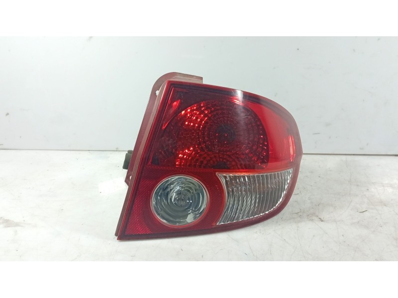 Recambio de piloto trasero derecho para hyundai getz (tb) 1.1 referencia OEM IAM 924021C010  