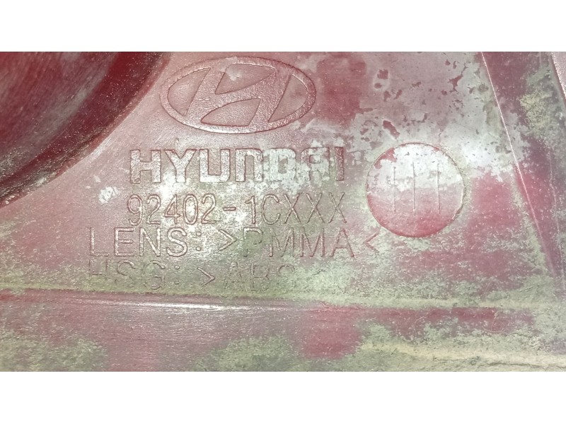 Recambio de piloto trasero derecho para hyundai getz (tb) 1.1 referencia OEM IAM 924021C010  
