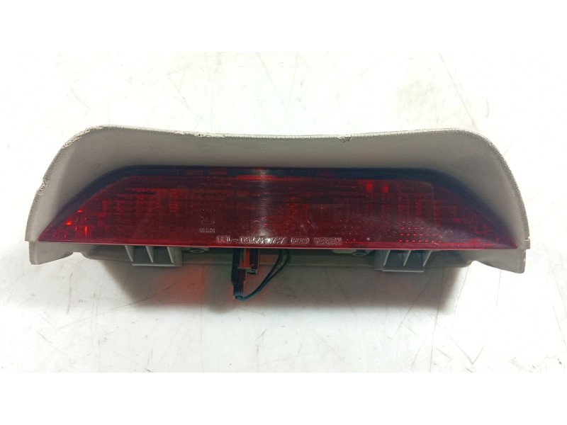 Recambio de piloto trasero central para hyundai getz (tb) 1.1 referencia OEM IAM   