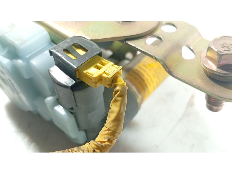 Recambio de cinturon seguridad delantero derecho para hyundai getz (tb) 1.1 referencia OEM IAM 888201C200LT  