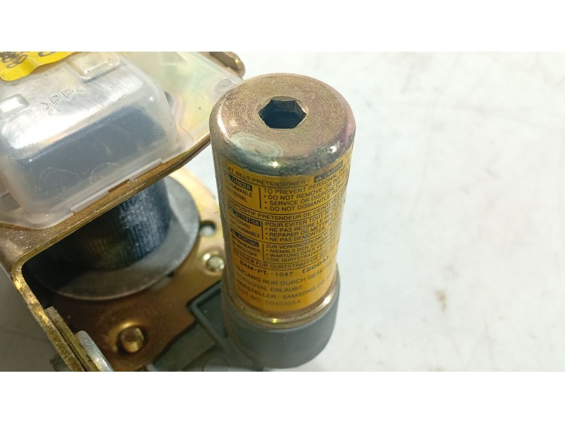 Recambio de cinturon seguridad delantero derecho para hyundai getz (tb) 1.1 referencia OEM IAM 888201C200LT  