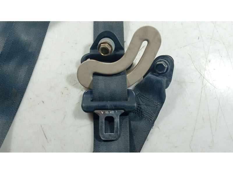 Recambio de cinturon seguridad trasero derecho para hyundai getz (tb) 1.1 referencia OEM IAM 898201C000LT  