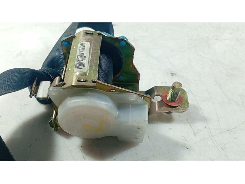Recambio de cinturon seguridad trasero derecho para hyundai getz (tb) 1.1 referencia OEM IAM 898201C000LT  