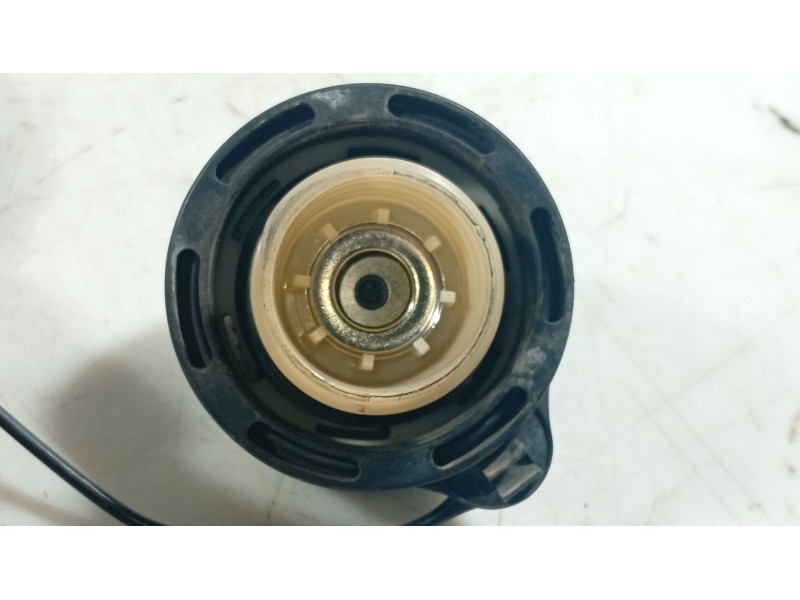 Recambio de tapa combustible para hyundai getz (tb) 1.1 referencia OEM IAM   