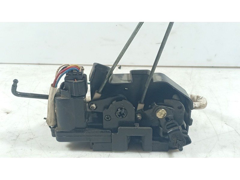 Recambio de cerradura puerta trasera izquierda para hyundai getz (tb) 1.1 referencia OEM IAM 814101C000  