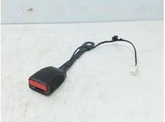 Recambio de anclaje cinturon delantero izquierdo para citroën c3 iii (sx) 1.2 puretech 82 referencia OEM IAM   