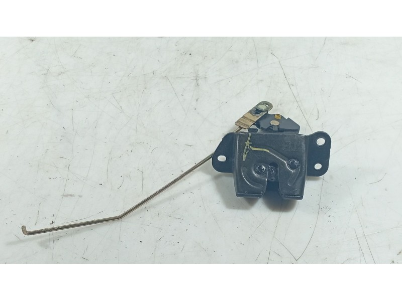 Recambio de cerradura maletero / porton para hyundai getz (tb) 1.1 referencia OEM IAM 812301C000  