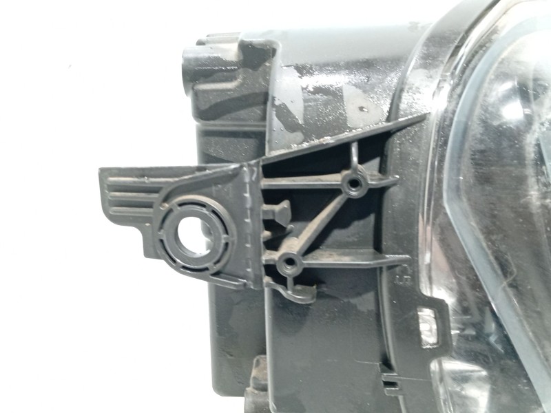 Recambio de faro derecho para citroën c3 iii (sx) 1.2 puretech 82 referencia OEM IAM   