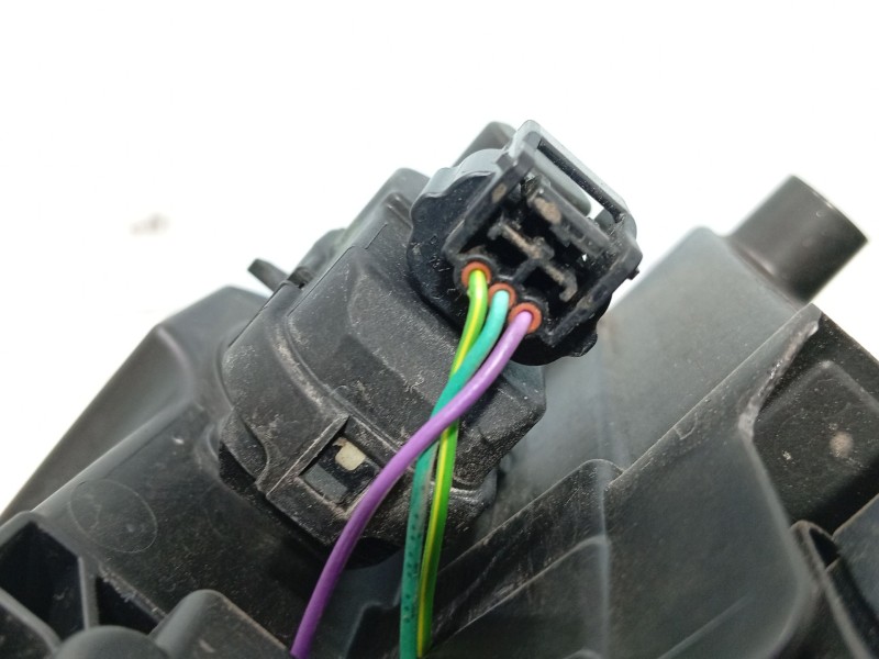 Recambio de faro derecho para citroën c3 iii (sx) 1.2 puretech 82 referencia OEM IAM   