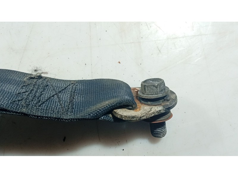 Recambio de cinturon seguridad trasero izquierdo para hyundai getz (tb) 1.1 referencia OEM IAM 898101C000LT  