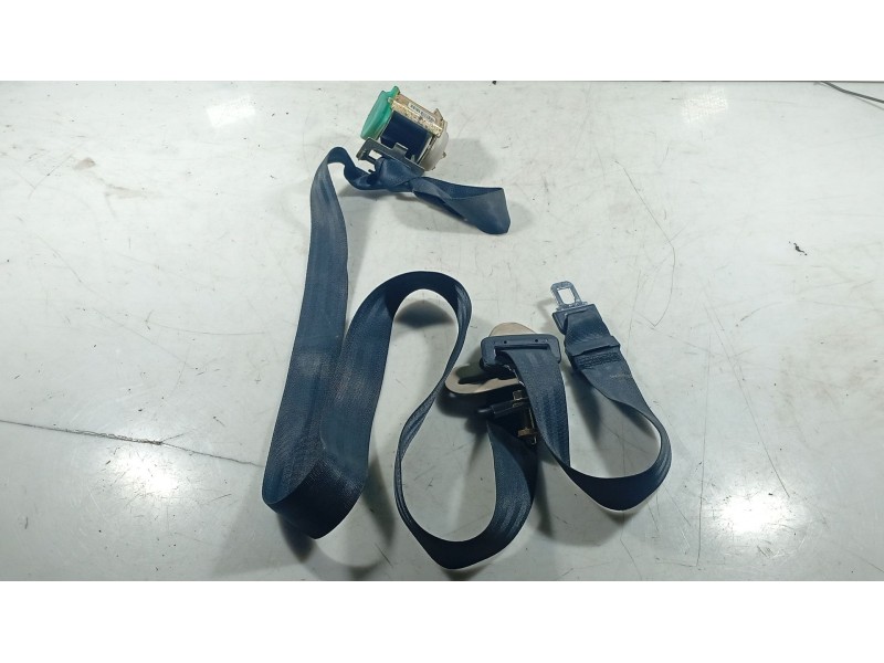 Recambio de cinturon seguridad trasero central para hyundai getz (tb) 1.1 referencia OEM IAM 898101C210LT  