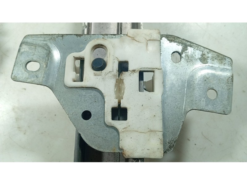 Recambio de elevalunas delantero derecho para hyundai getz (tb) 1.1 referencia OEM IAM 824021C000  