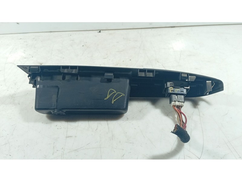Recambio de mando elevalunas delantero derecho para hyundai getz (tb) 1.1 referencia OEM IAM   