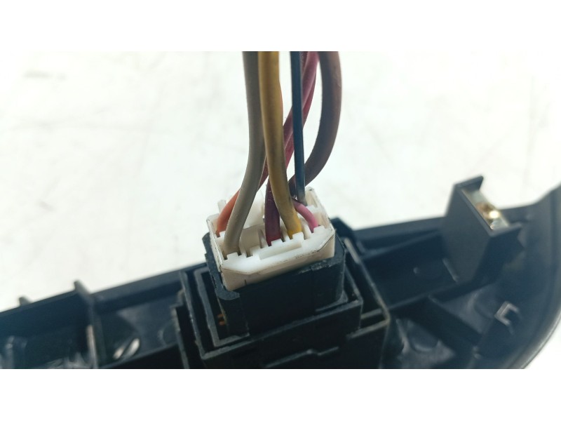 Recambio de mando elevalunas delantero derecho para hyundai getz (tb) 1.1 referencia OEM IAM   