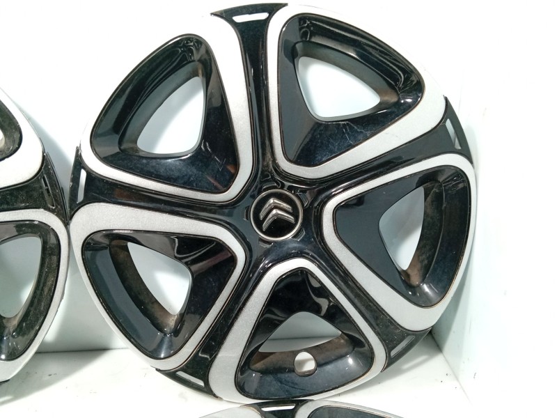 Recambio de tapacubos para citroën c3 iii (sx) 1.2 puretech 82 referencia OEM IAM   