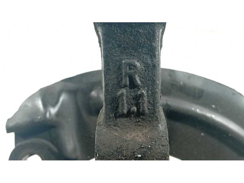 Recambio de mangueta delantera derecha para hyundai getz (tb) 1.1 referencia OEM IAM 517161C050  