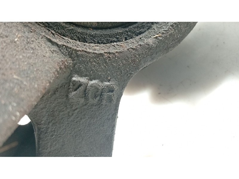 Recambio de mangueta delantera derecha para hyundai getz (tb) 1.1 referencia OEM IAM 517161C050  