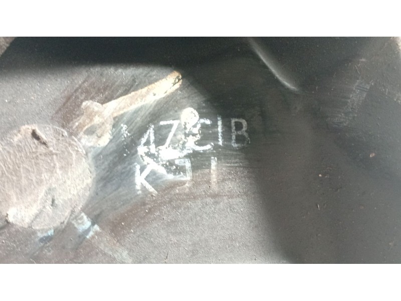 Recambio de mangueta delantera derecha para hyundai getz (tb) 1.1 referencia OEM IAM 517161C050  